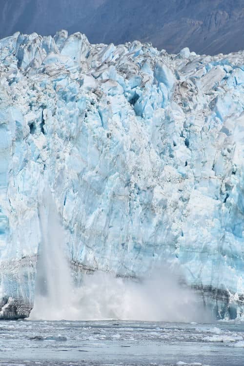 Ice calving at Hubbard Glacier