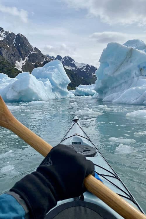 Kayaking near Valdez amongst icebergs